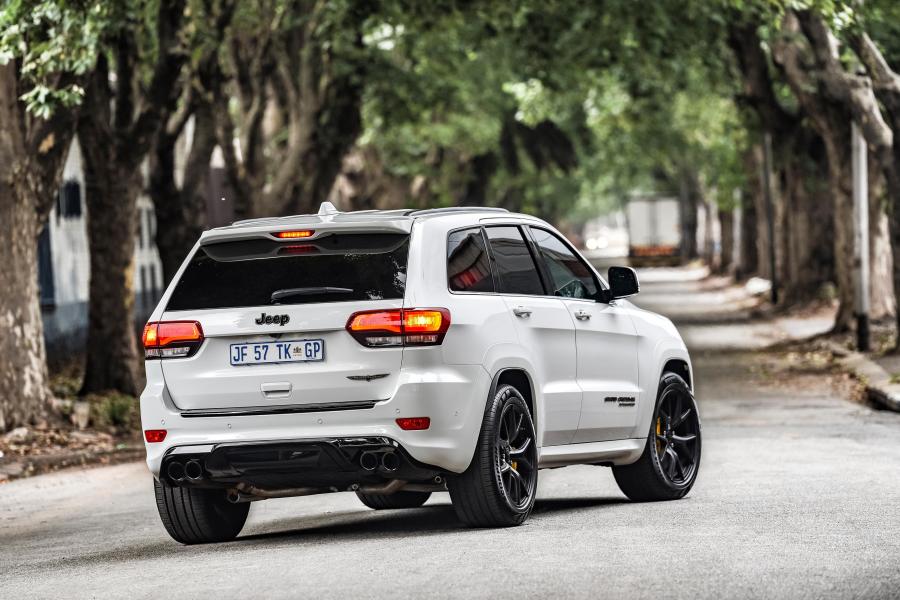  Jeep Grand Cherokee Trackhawk (WK2) 2019 года  (ZA) (фото 12 из 40)